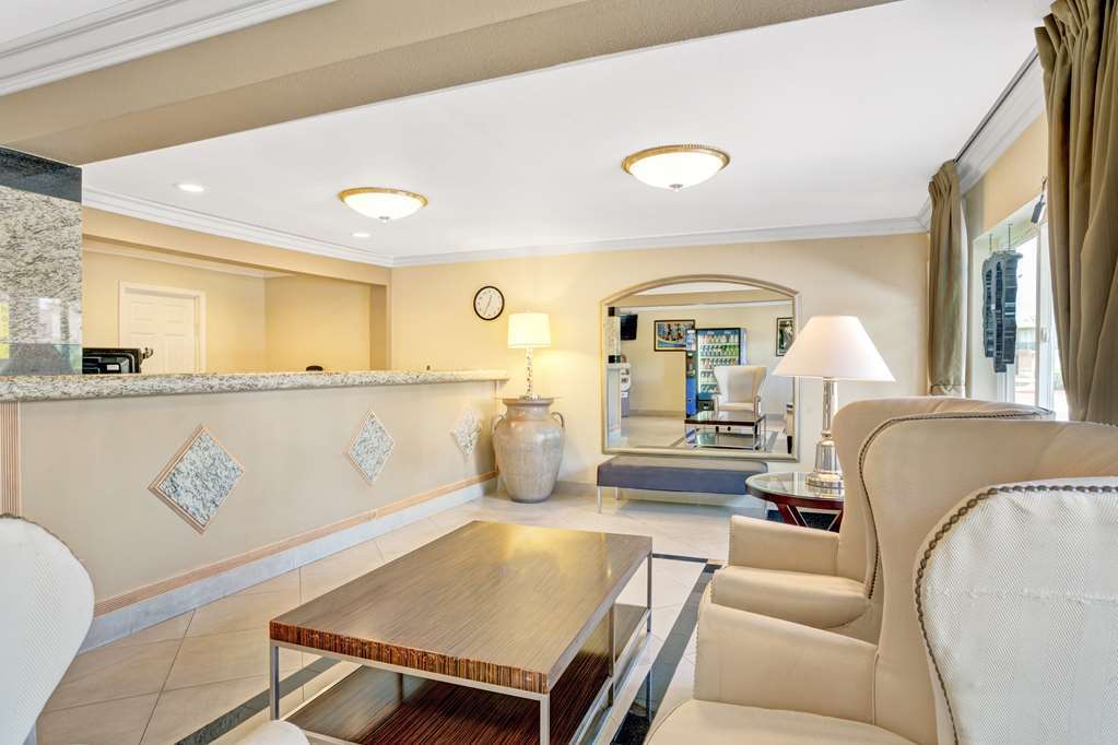 Super 8 By Wyndham Las Vegas North Strip/Fremont St. Area Interno foto