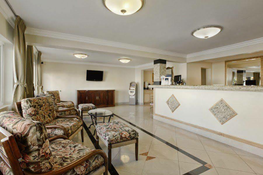 Super 8 By Wyndham Las Vegas North Strip/Fremont St. Area Esterno foto